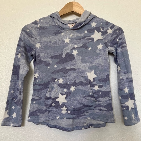 🟢 3 for $15. Girls Belle du Jour pajama top and bottom set- SZ Small - Picture 2 of 15